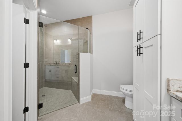 835A Wynnshire Drive, Hickory, NC 28601