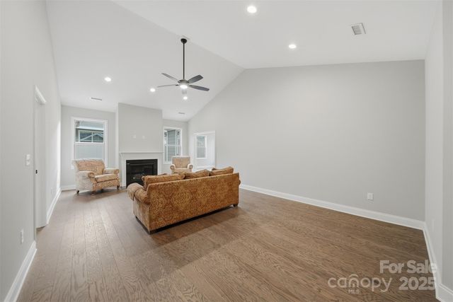 835A Wynnshire Drive, Hickory, NC 28601