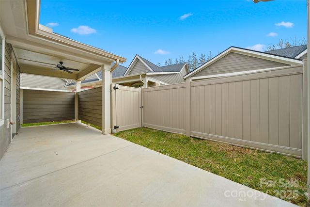 835A Wynnshire Drive, Hickory, NC 28601