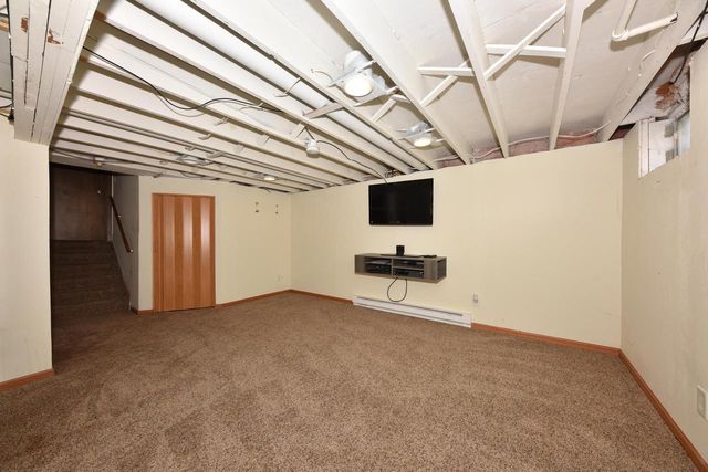 2036 Lenora DRIVE, West Bend, WI 53090