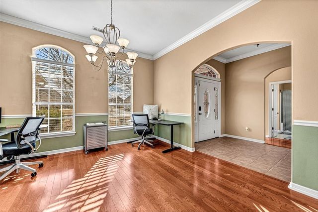 2204 SW Chinquapin Avenue, Bentonville, AR 72713