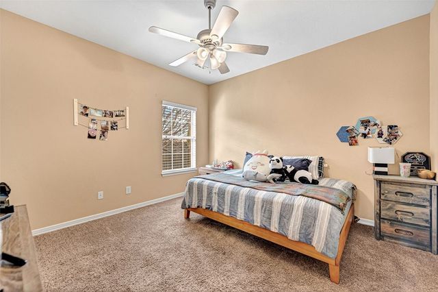 2204 SW Chinquapin Avenue, Bentonville, AR 72713