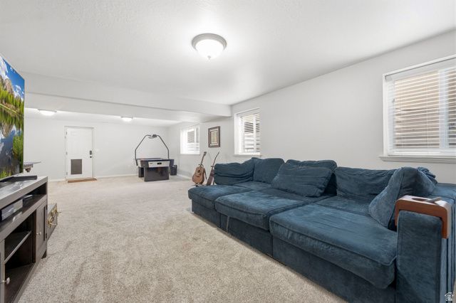 1270 SANTA ANITA DR, Kaysville, UT 84037