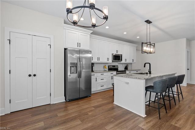 1734 Angus RD, Hayes, VA 23072