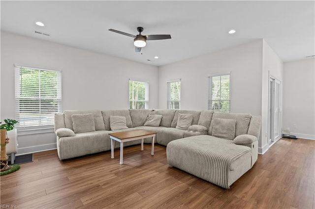 1734 Angus RD, Hayes, VA 23072