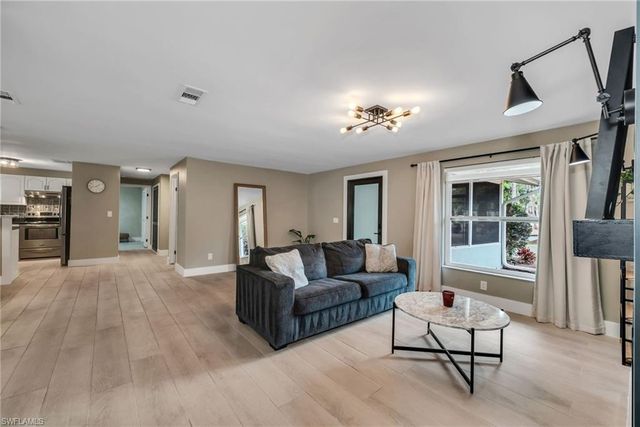 1840 23rd ST SW, Naples, FL 34117