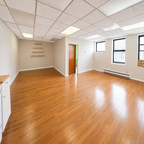 6419 Myrtle Avenue, Ridgewood, NY 11385