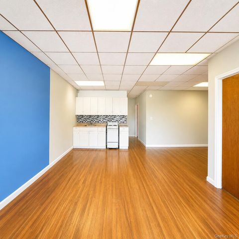6419 Myrtle Avenue, Ridgewood, NY 11385