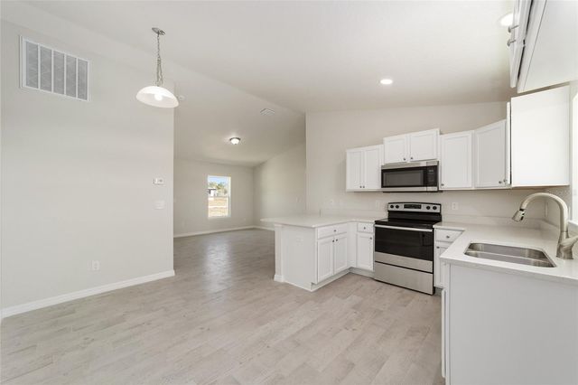 12418 SE 102ND TERRACE, Belleview, FL 34420