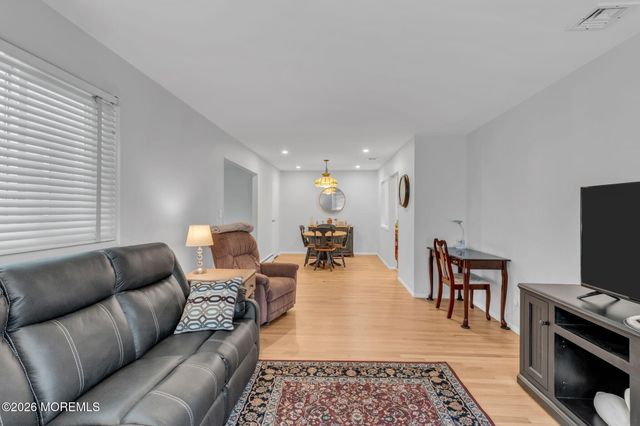6 A Heron Street, Manchester, NJ 08759