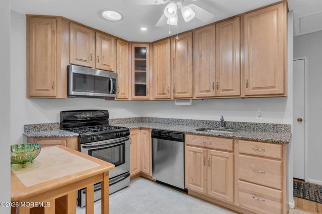 6 A Heron Street, Manchester, NJ 08759