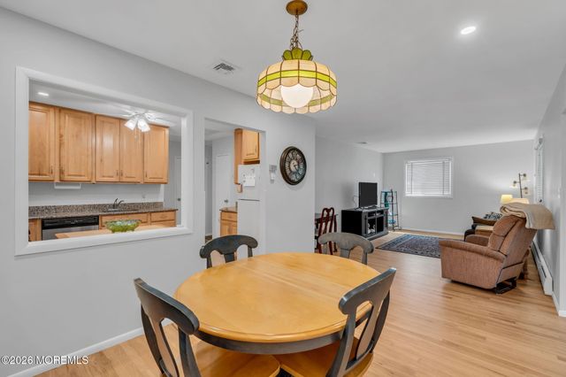 6 A Heron Street, Manchester, NJ 08759