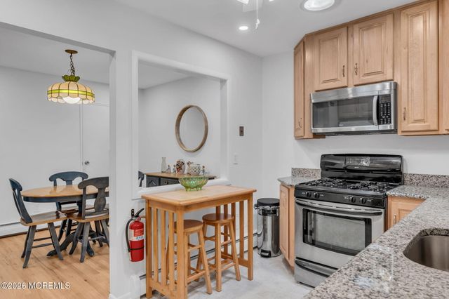 6 A Heron Street, Manchester, NJ 08759