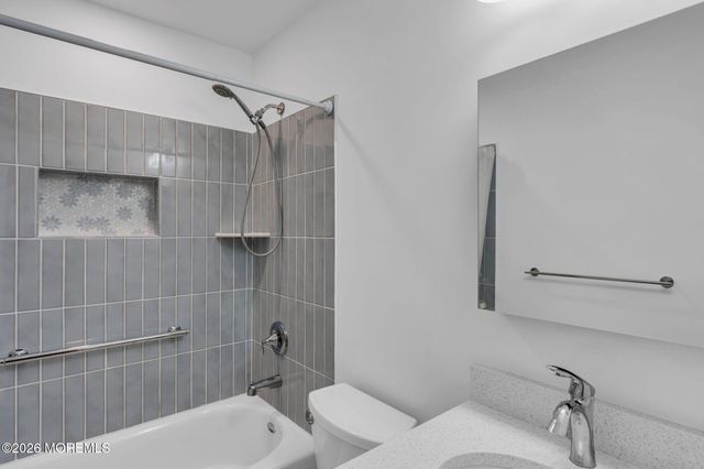 6 A Heron Street, Manchester, NJ 08759