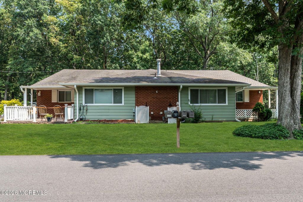 6 A Heron Street, Manchester, NJ 08759