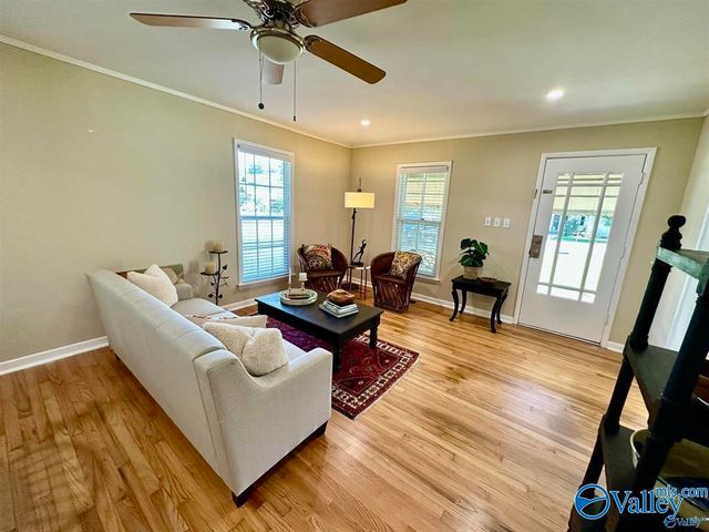 1529 Mckinley Avenue, Huntsville, AL 35801