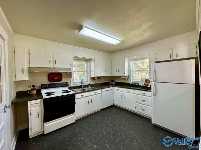 1529 Mckinley Avenue, Huntsville, AL 35801