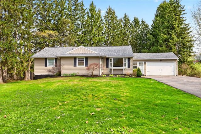 24 Everett Drive, Chili, NY 14624
