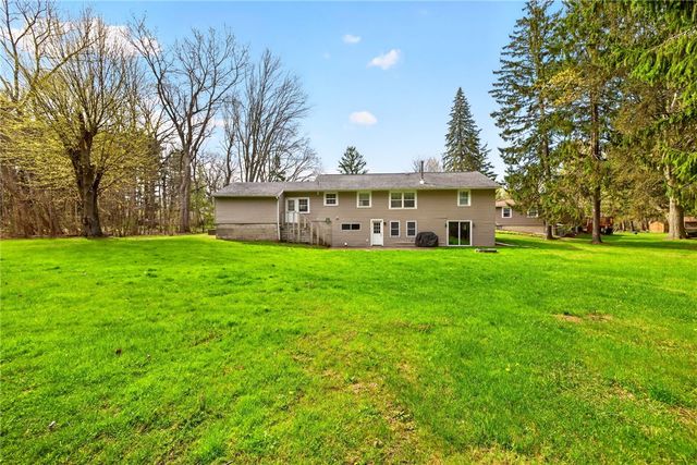 24 Everett Drive, Chili, NY 14624