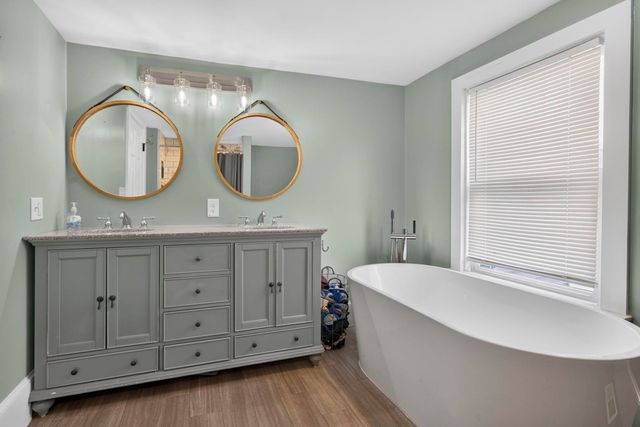 33 Border Street, Amherst, NH 03031