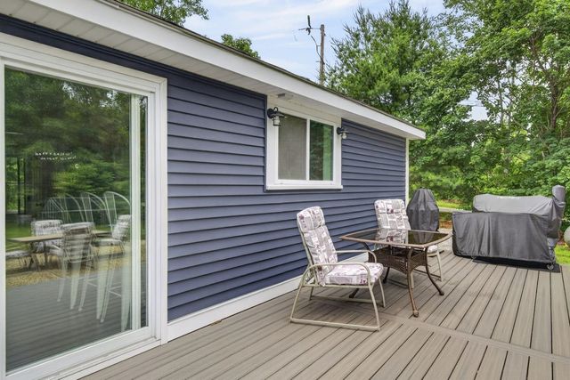 33 Border Street, Amherst, NH 03031