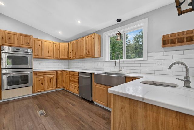 33 Border Street, Amherst, NH 03031