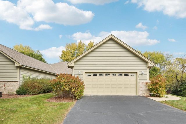 12374 W Waterford AVENUE, Greenfield, WI 53228