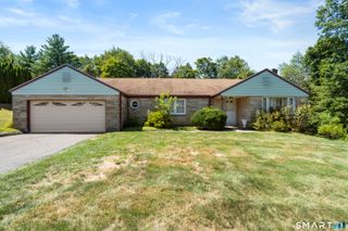 429 Mountain Road, West Hartford, CT 06107
