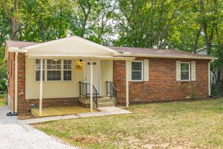 228 May Dr, Madison, TN 37115