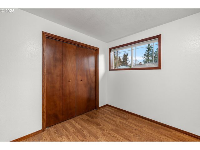 17705 Ne MULTNOMAH Dr, Portland, OR 97230