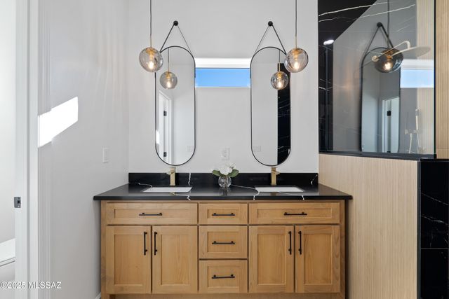 279 Rayo Ct A, Rio Rico, AZ 85648