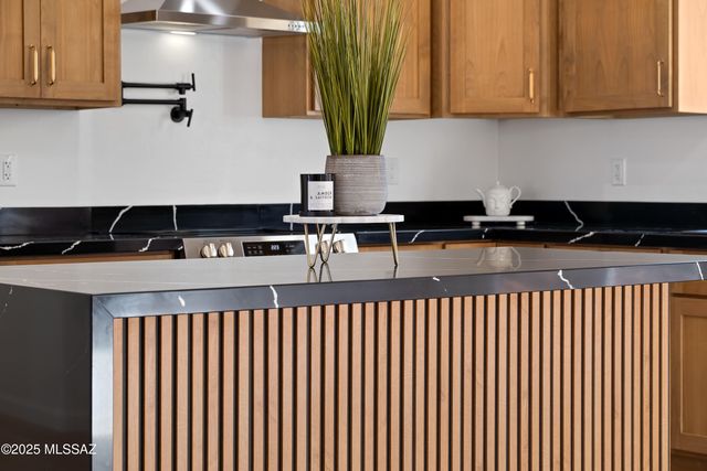 279 Rayo Ct A, Rio Rico, AZ 85648