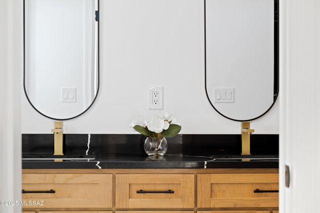 279 Rayo Ct A, Rio Rico, AZ 85648