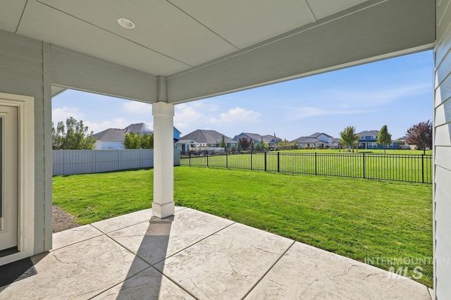 1607 Glencoe St, Middleton, ID 83644