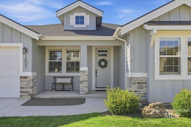 1607 Glencoe St, Middleton, ID 83644