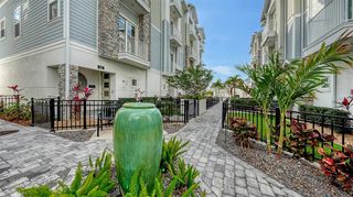 512 LAUREL PARK DRIVE, Sarasota, FL 34236