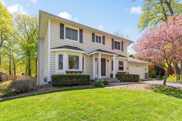 5833 W 131st Street Circle, Savage, MN 55378