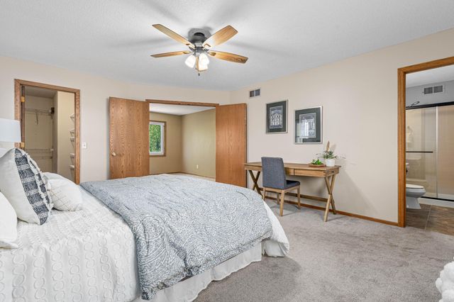 5833 W 131st Street Circle, Savage, MN 55378