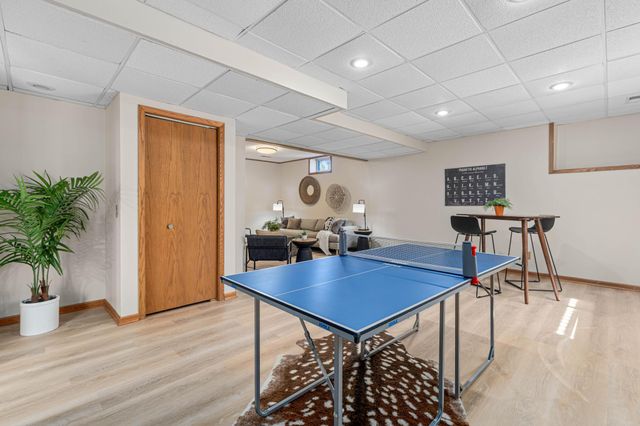 5833 W 131st Street Circle, Savage, MN 55378