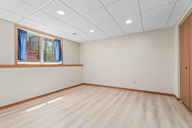 5833 W 131st Street Circle, Savage, MN 55378