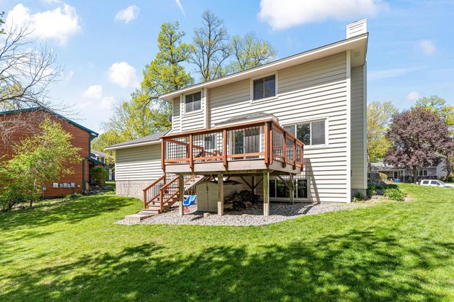 5833 W 131st Street Circle, Savage, MN 55378