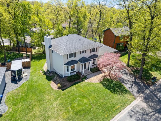 5833 W 131st Street Circle, Savage, MN 55378