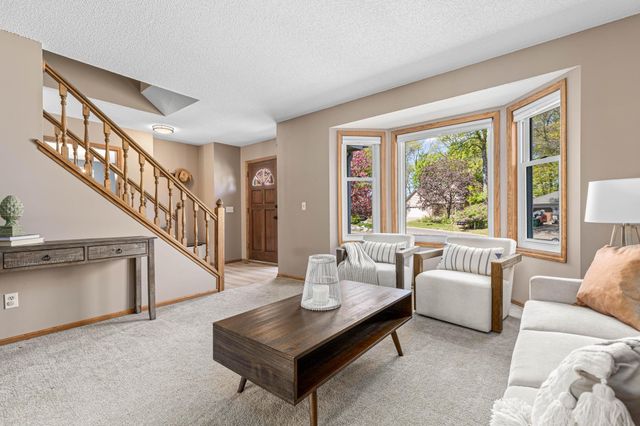 5833 W 131st Street Circle, Savage, MN 55378
