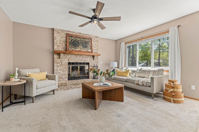 5833 W 131st Street Circle, Savage, MN 55378