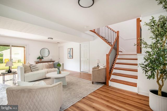1240 VIKING DR N, Arnold, MD 21012