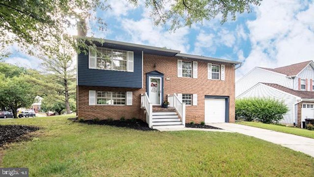 1240 VIKING DR N, Arnold, MD 21012