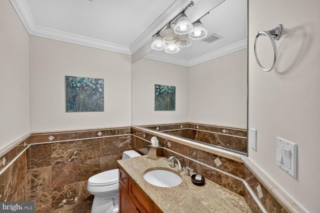 6202 WINDWARD PL, Bethesda, MD 20816
