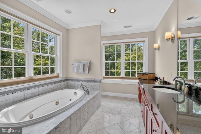 6202 WINDWARD PL, Bethesda, MD 20816