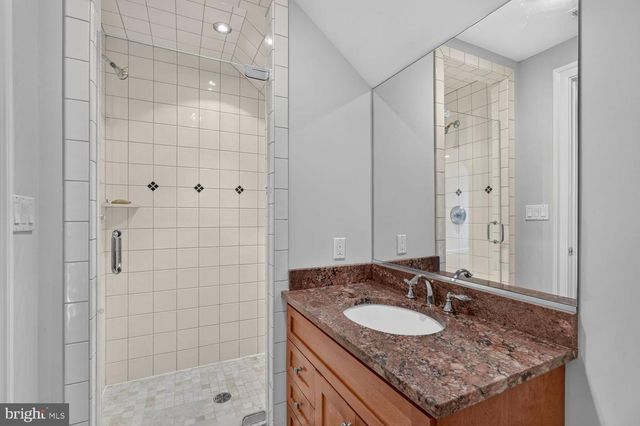 6202 WINDWARD PL, Bethesda, MD 20816
