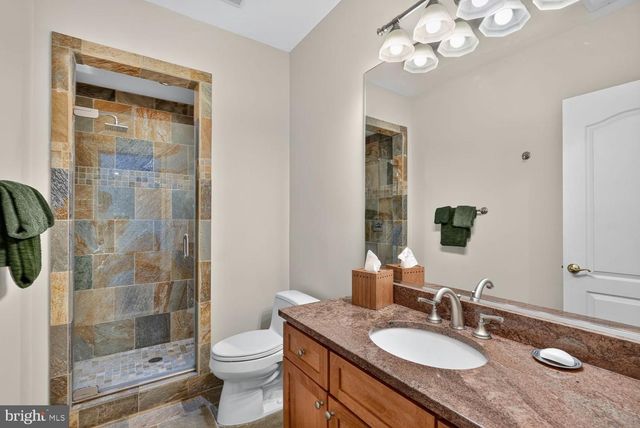 6202 WINDWARD PL, Bethesda, MD 20816